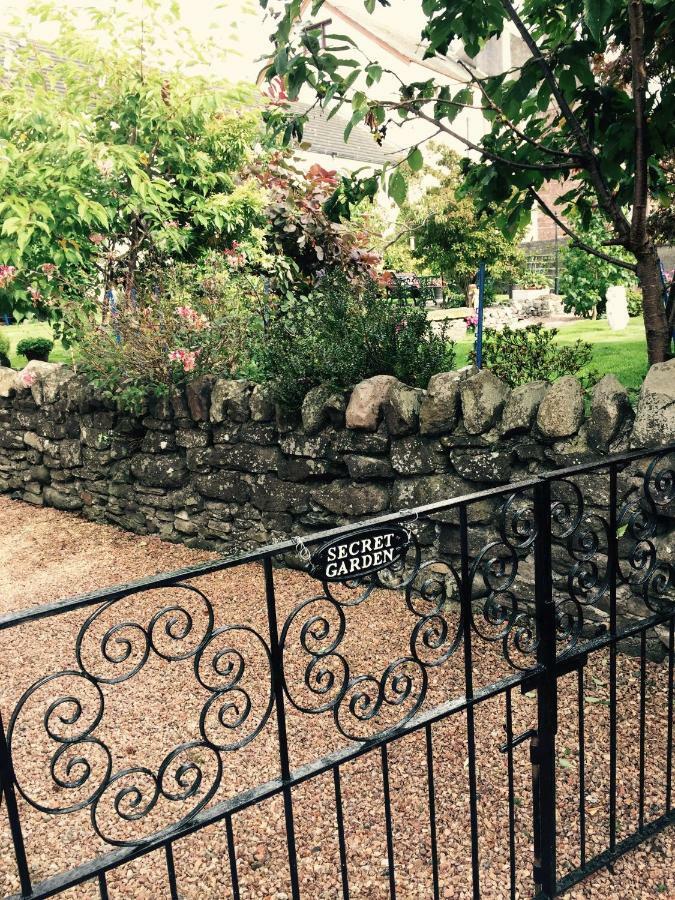 Villa Honeybrook Crieff Exterior foto